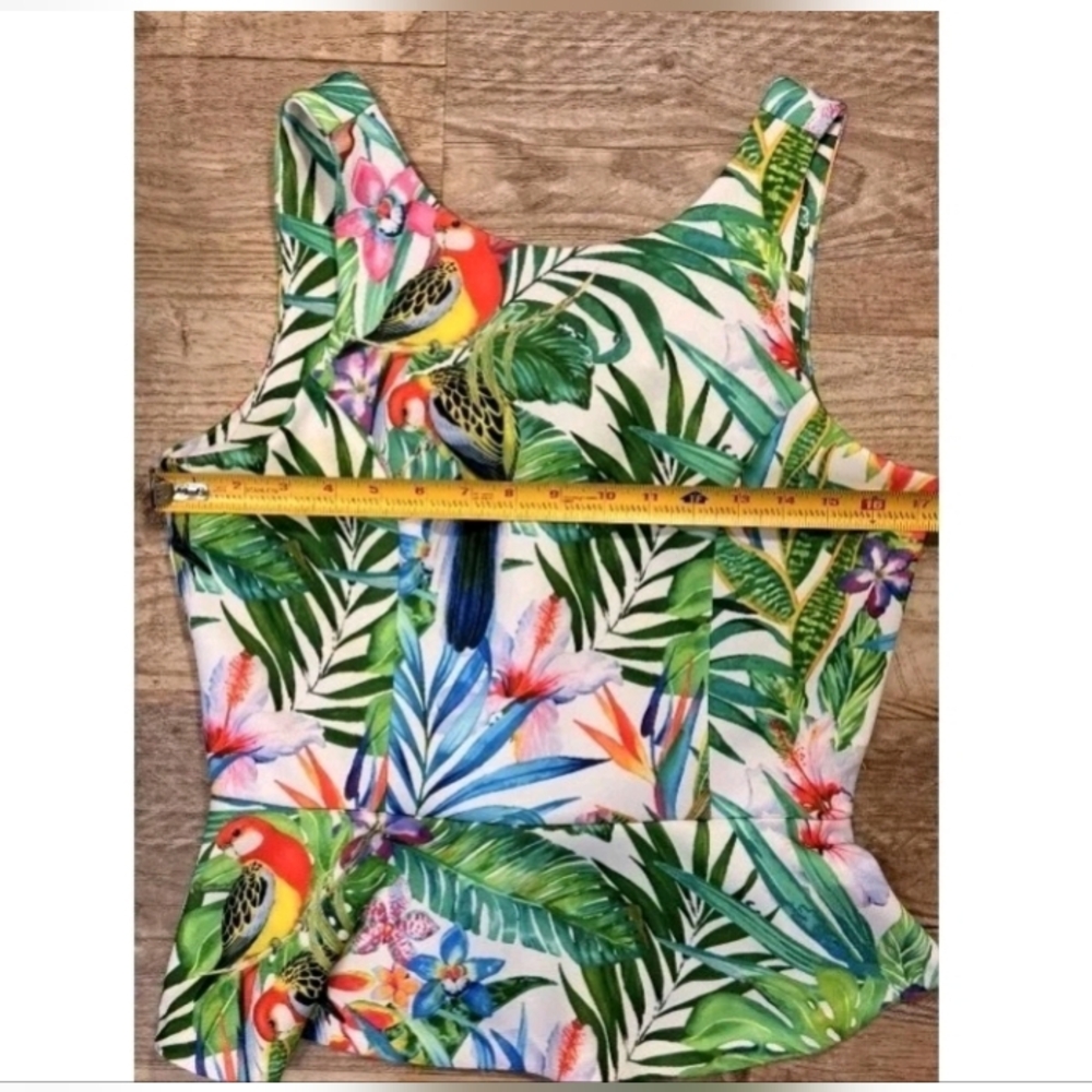 Boston Proper Tropical Green White Red Blue Plum Peplum Sleeveless Blouse Top S - Picture 7 of 7